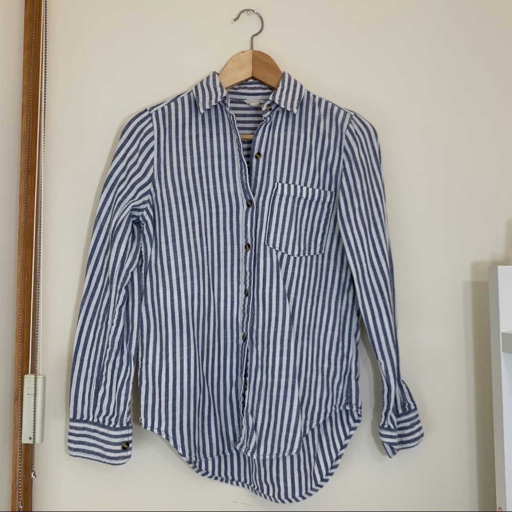 white and blue striped flannel button shirt